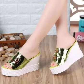 Женские тапочки, новинка 2023 года, лето, женская обувь на танкетке «рыбий рот», женская обувь на платформе, модные женские сандалии из искусственной кожи на высоком каблуке 9 см 40 белый