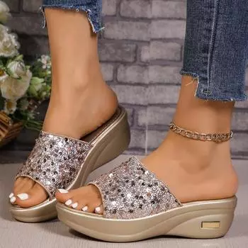 Женские тапочки, новые повседневные босоножки на каблуке с блестками, удобные туфли на танкетке, женские весенне-летние тапочки на платформе, шлепанцы для женщин 35