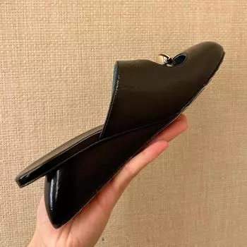 Женские тапочки с круглым носком для женщин с полыми металлическими носками, полутапочки на танкетке, женские мюли из натуральной кожи, повседневная пляжная обувь 35