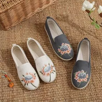 Женские туфли без застежек, удобные легкие дорожные кроссовки, повседневные прогулочные мокасины для вождения, вышитые рабочие туфли для женщин, туфли с круглым носком 35 бежевый