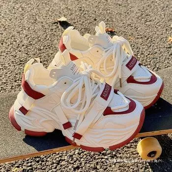 Женские туфли Daddy 2025 года, новые весенние туфли на толстой подошве, увеличивающие рост, повседневные туфли, туфли Muffin, маленькие белые туфли, оригинальный дизайн 35