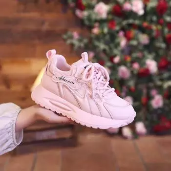 Женские туфли Forrest Gump на толстой подошве, увеличивающие рост, новинка 2025 года, легкие сетчатые туфли белого цвета, тонкие дышащие туфли для спорта и отдыха 35 чёрный