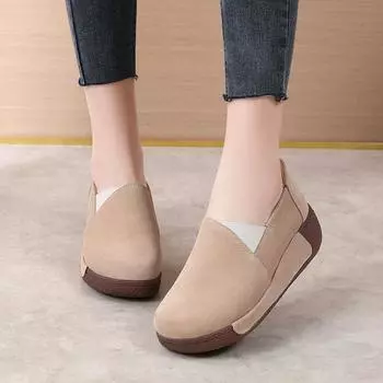 Женские туфли из искусственной кожи для мам, туфли на плоской подошве, туфли-лоферы на платформе, корейские туфли больших размеров из вулканизированной кожи 41 чёрный