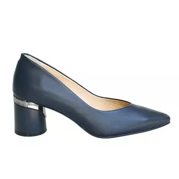 Женские туфли из натуральной кожи на низком каблуке