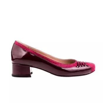 Женские туфли из натуральной кожи на низком каблуке