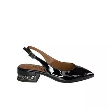 Женские туфли из натуральной кожи на низком каблуке