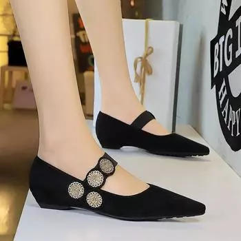 Женские туфли из замши на низком каблуке с металлической декоративной полоской, неглубоким вырезом и острым носком 40 чёрный