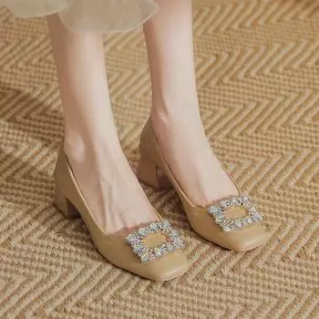 Женские туфли-лодочки для отдыха, лоферы, кожаные туфли-оксфорды без шнуровки на среднем каблуке с квадратным носком, яркая женская обувь на платформе с бриллиантами 35 бежевый