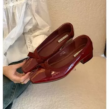 Женские туфли-лодочки на каблуке Новая мода Однотонные ПУ поверхность Плоский каблук Женская обувь Квадратный носок с каблуком Туфли-лодочки 35