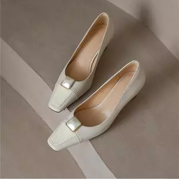 Женские туфли-лодочки на остром каблуке с квадратным носком и жемчугом Офисные женские туфли Свадебная обувь Туфли-лодочки на высоком каблуке Белые черные кожаные туфли Женская мода 39 слоновая кость