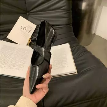 Женские туфли-лоферы из натуральной кожи с глубоким носком и квадратным носком, металлическим декором, на плоской подошве, модные туфли для вечеринок 35