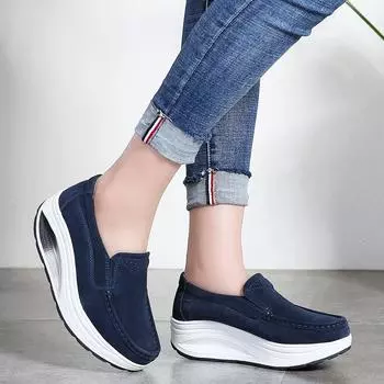 Женские туфли-лоферы на платформе из замши, красные, на толстой подошве, повседневные, слипоны, увеличивающие рост, розовые, низкие туфли EU: 35 чёрный