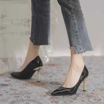 Женские туфли на каблуке 8 см 2024 года, сексуальные туфли-лодочки с острым носком и металлическим каблуком, черные лакированные офисные туфли для леди, свадебные туфли для выпускного вечера 34 хаки