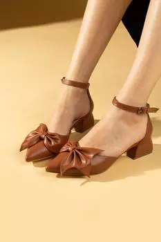 Женские туфли на каблуке с острым носком и бантом 64-002-24