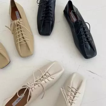 Женские туфли на мягкой подошве в стиле ретро, однотонные туфли на плоской подошве со шнуровкой и квадратным носком, легкие удобные лоферы Sapatos Femininos 39 чёрный