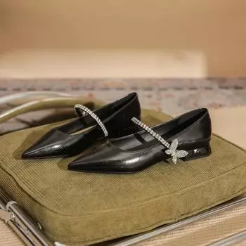Женские туфли на низком каблуке 2025 года с заостренным бантом из стразов и одинарными туфлями Мэри Джейн 34