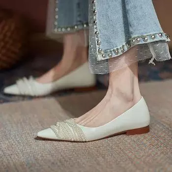 Женские туфли на плоской подошве весна-осень украшенные жемчужными бусинами заостренный носок неглубокий носок дышащая повседневная обувь мода новый элегантный 35