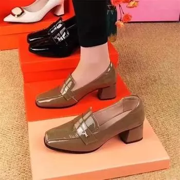 Женские туфли на среднем каблуке, модные весенние и осенние, квадратный носок, блестящие, однотонные, среднего возраста, с глубоким вырезом, на толстом каблуке, женские 35 чёрный