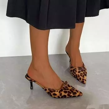 Женские туфли на среднем каблуке с острым носком в леопардовом стиле на тонком каблуке, женские туфли с закрытым носком, модные сексуальные летние туфли Zapatillas De Mujer 35 покинуть белый