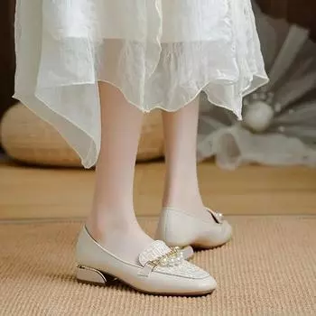 Женские туфли на среднем каблуке с жемчугом и квадратным носком, женские туфли-лодочки 2024 года, тренд на распродаже, электронная акция, горячее предложение, оптовая продажа повседневной обуви 35