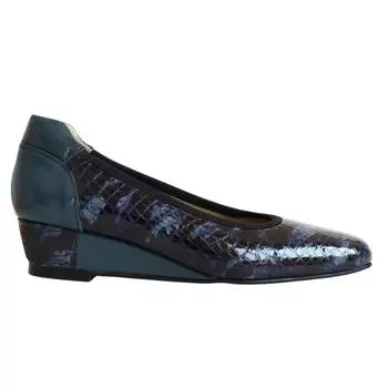 Женские туфли на танкетке из натуральной кожи