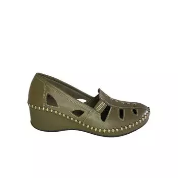 Женские туфли на танкетке из натуральной кожи