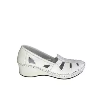 Женские туфли на танкетке из натуральной кожи