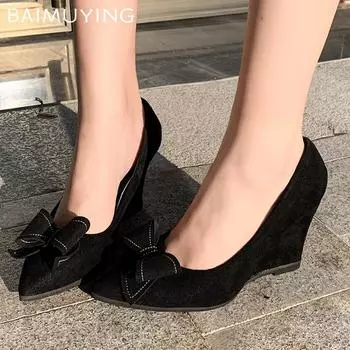 Женские туфли на танкетке с бантом, замшевые туфли с острым носком, сексуальные туфли на высоком каблуке, 2025, трендовое зимнее платье для вечеринки, дизайнерские женские туфли 35 чёрный