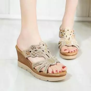 Женские туфли на танкетке с круглым носком, женские повседневные туфли с открытым носком, удобные весенне-летние тапочки со стразами, босоножки для вечеринок, большие размеры 35-40 35 золотой