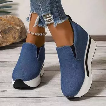 Женские туфли на танкетке, увеличивающие рост, легкие кроссовки на платформе с толстой подошвой, женские джинсовые туфли для ходьбы, рокерские туфли для женщин 35 чёрный