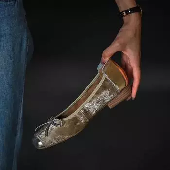 Женские туфли с плоской подошвой и мягкой подошвой с мелким горлышком 43 золотой