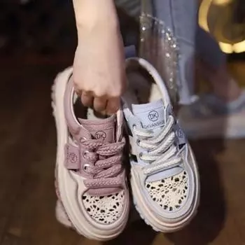 Женские туфли, увеличивающие рост изнутри, весна 2024 года, универсальные туфли для спорта и отдыха, туфли-маффины на платформе, маленькие кожаные туфли 35 светло-серый