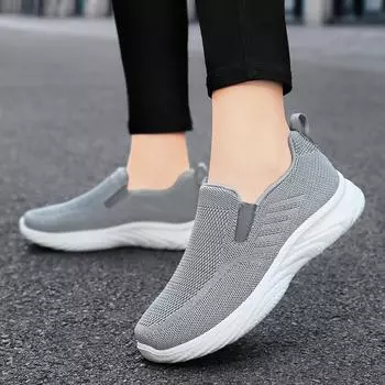 Женские туфли весна новые мягкие подошвы не устают, одна педаль матери обувь летать плетение дышащие и легкие полиуретановые повседневные туфли 36