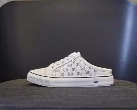 Женские весенне-летние кожаные модные повседневные удобные тапочки 43 белый