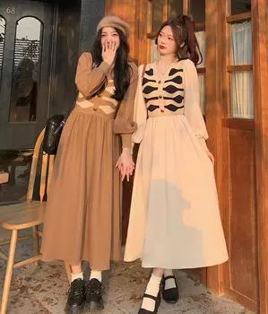 Женские весенние платья в корейском стиле в полоску с v-образным вырезом, осеннее вязаное длинное платье миди S чёрный