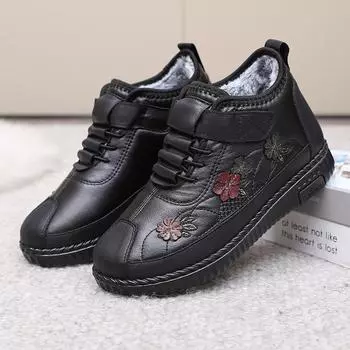 Женские водонепроницаемые зимние ботинки с бархатной подкладкой 2024 года: Теплая кожаная хлопковая обувь для всех возрастов 40 красный