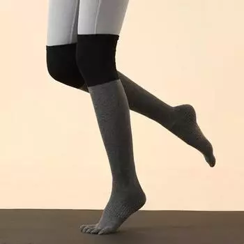Женские высокие чулки до бедра, танцевальные спортивные носки, силиконовые нескользящие женские носки для йоги, однотонные хлопковые носки с пятью пальцами для пилатеса One size