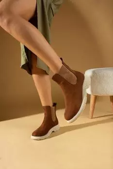 Женские замшевые ботинки на стильной удобной подошве на эластичной подошве 60-1013-23Замша