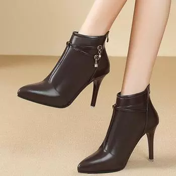 Женские зимние ботильоны на высоком каблуке с острым носком и кристаллами, сексуальные туфли-лодочки, дизайнерская модная кожаная зимняя обувь, тренд 2024 года, новые женские ботинки 34 чёрный