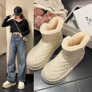 Женские зимние ботинки с толстой подошвой в форме ромба, новый стиль с добавлением бархата, утолщенная высота, короткая трубка, нескользящая, теплая обувь из хлеба и хлопка 36 чёрный