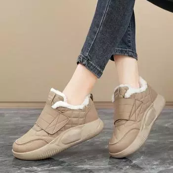 Женские зимние теплые ботинки на платформе для снега, повседневные нескользящие полусапожки с подкладкой из искусственного меха, удобные короткие ботинки для ходьбы для женщин, высокие кроссовки 35 чёрный