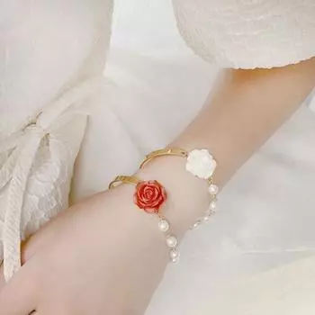 Женский браслет, привлекательный износостойкий медный универсальный женский браслет с бабочкой, ювелирное изделие, подарок красный