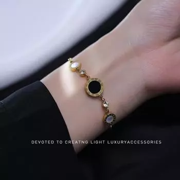 Женский дизайн, элитный летний интернет-красный браслет ручной работы с римским диском One Size чёрный