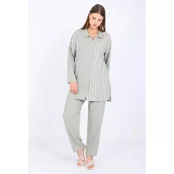 Женский двойной костюм больших размеров на пуговицах мятно-зеленого цвета