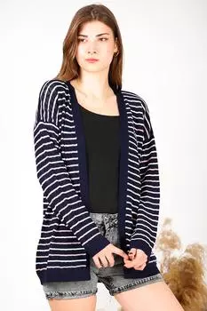 Женский кардиган с дырками