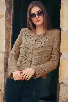 Женский кардиган с короткими отверстиями и длинными рукавами