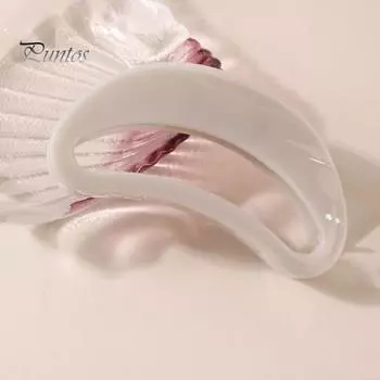 Женский коготь для волос, полые геометрические полукруглые заколки для волос, сильный захват на затылке, большой объем, зажим для волос в форме акулы зелёный