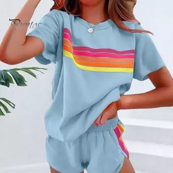 Женский комплект из 2 предметов: футболка с коротким рукавом и круглым вырезом, эластичная резинка на талии, широкие шорты, комплект в стиле пэчворк, уличный стиль M розы красного