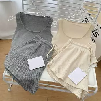 Женский комплект из 2 предметов: майка и шорты, однотонный облегающий топ с короткими рукавами, шорты, повседневный комплект из 2 предметов M бежевый