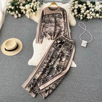 Женский комплект из вязаного свитера и широких брюк в стиле арт-деко – тренд сезона осень/зима One Size чёрный